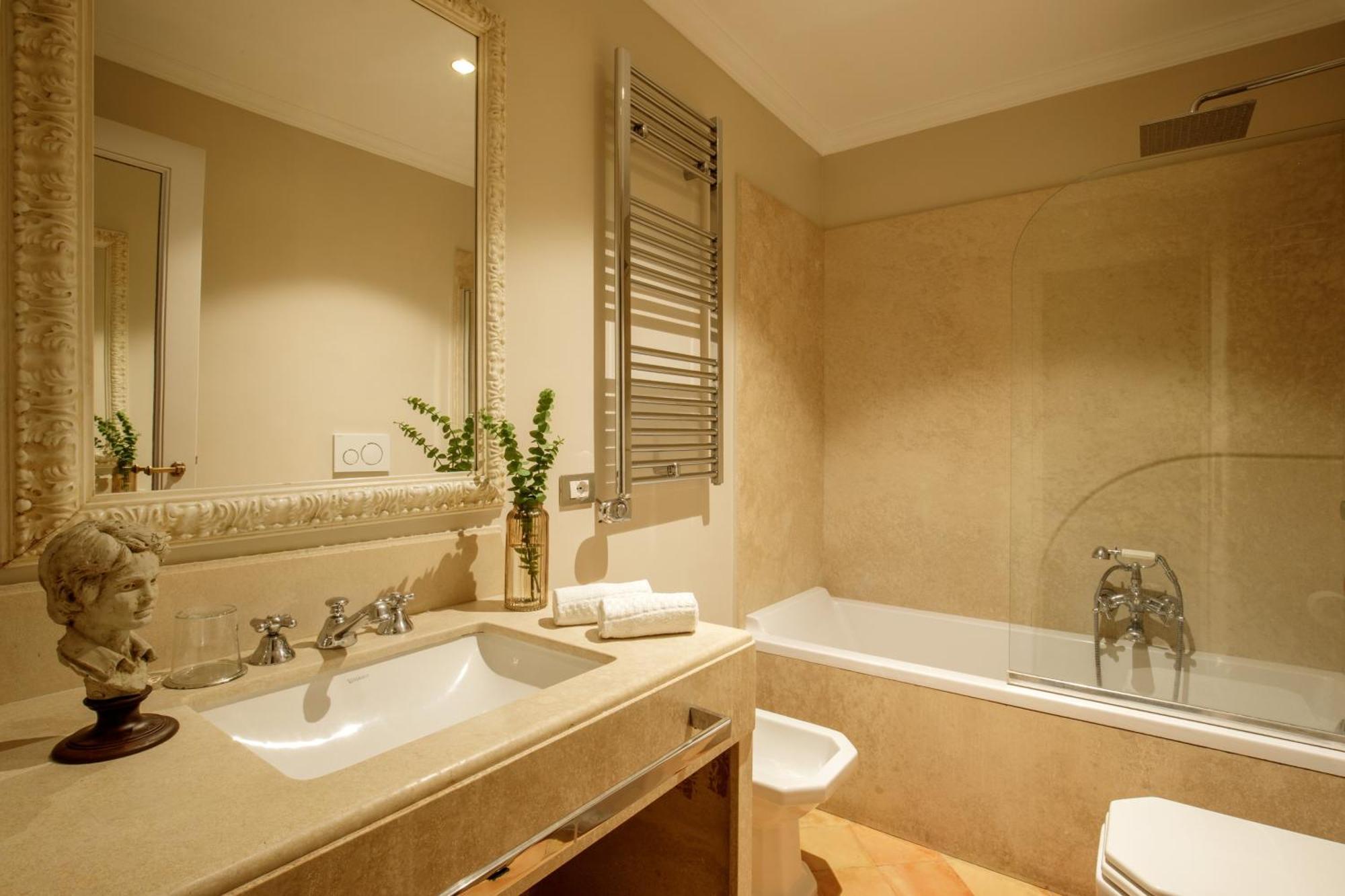 Camera Matrimoniale Superior